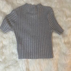 Turtle neck crop top